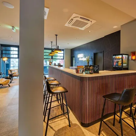 Vienna House Easy By Wyndham 3*