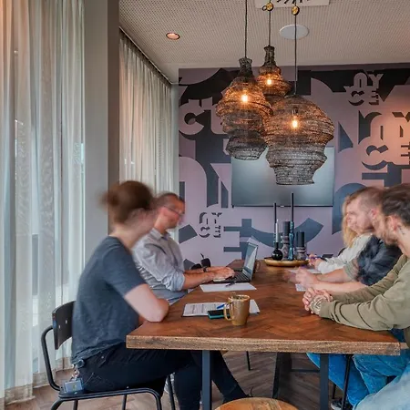 Vienna House Easy By Wyndham Hotel 3*