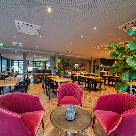 Hotel Vienna House Easy By Wyndham 3*