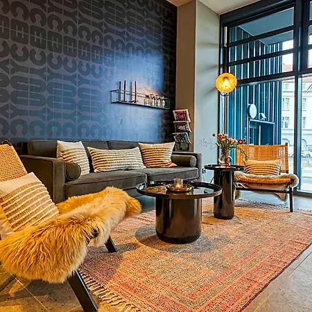 Vienna House Easy By Wyndham Szálloda 3*