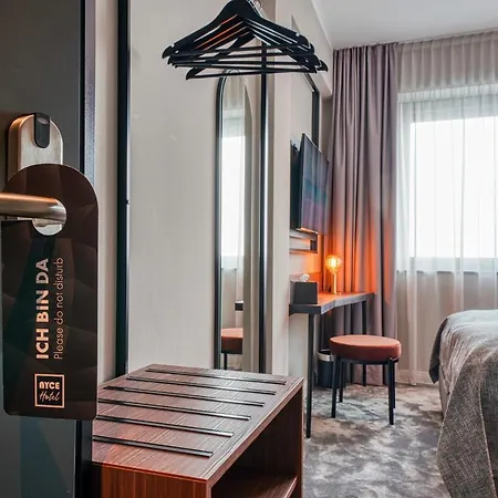 Hotel Vienna House Easy By Wyndham 3*